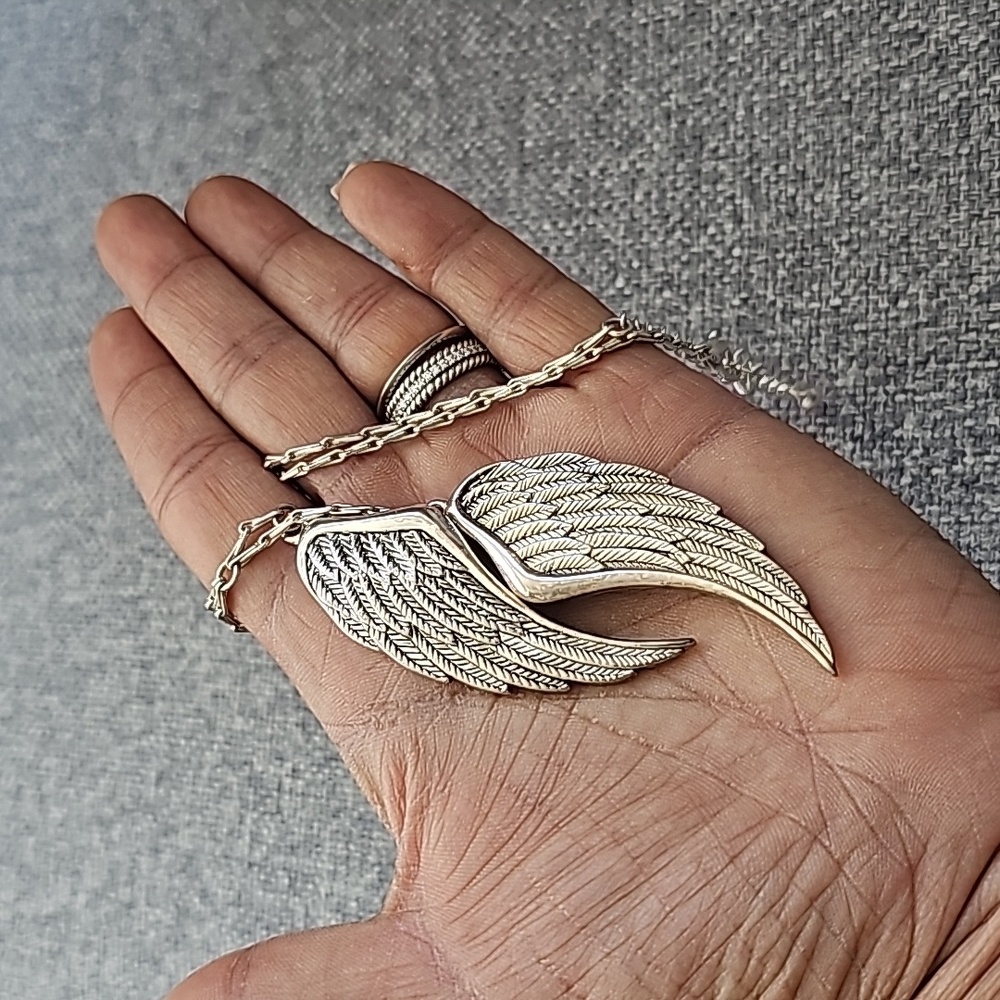 Necklace - Picture 2 of 5
